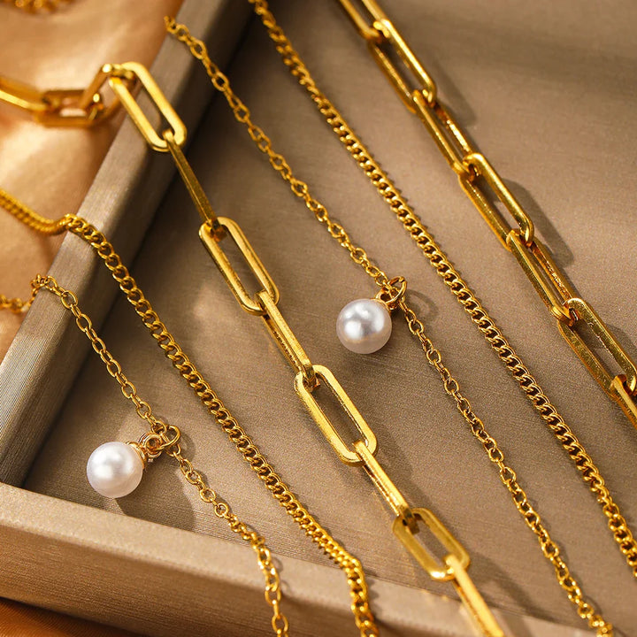 Skanto | Paperclip & Curb Chain Delikat Perle Armbånd og Halskjede Stabelsett