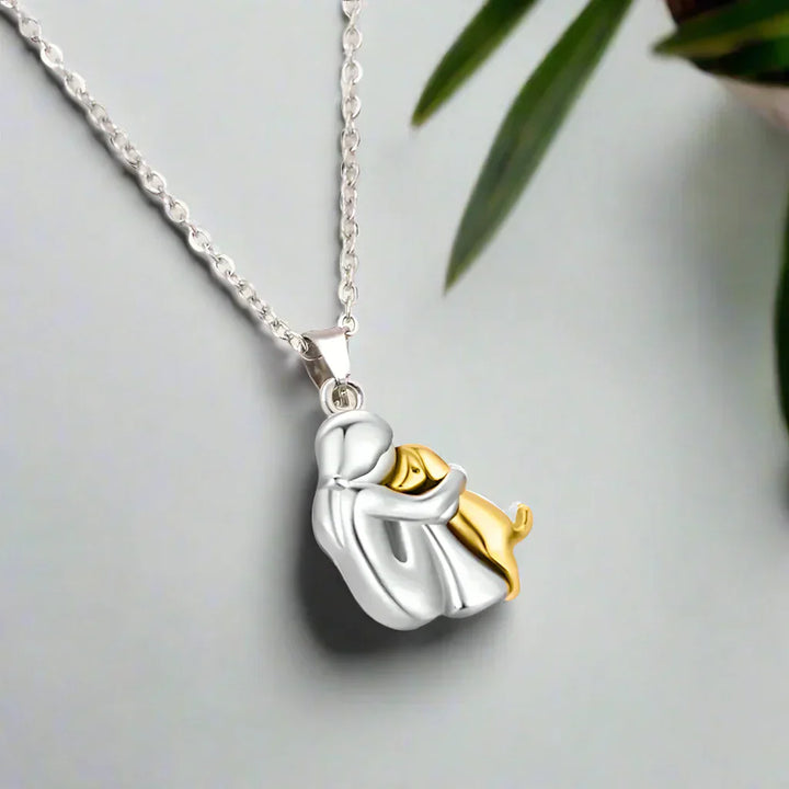 Skanto | Avalance | Elegant Embrace Pendant Necklace Stilige Smykker
