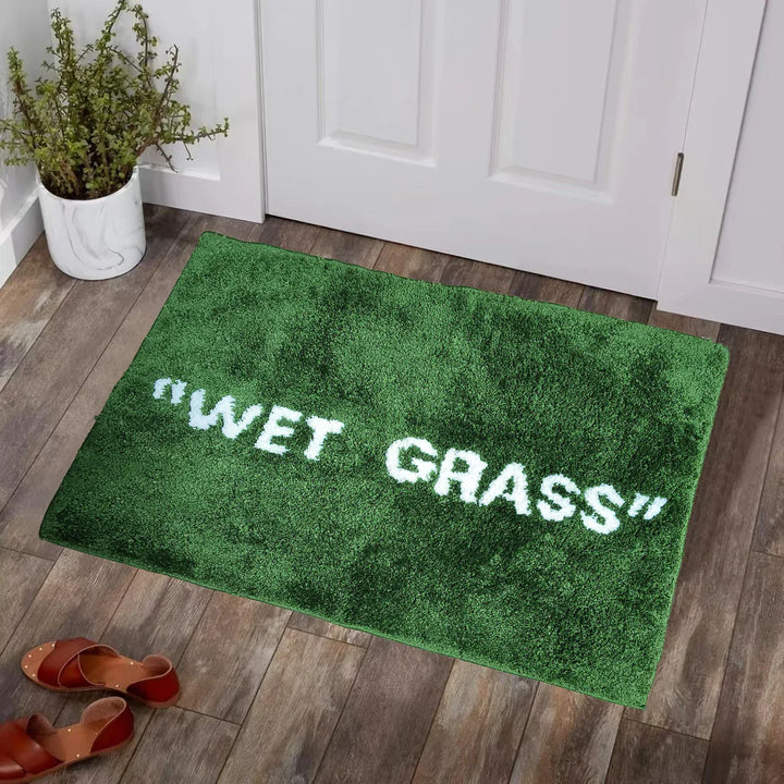 FreshLawn Comfort Mat – Trendy "Våt Gress" dørmatte i grønn med myk plysj Skanto