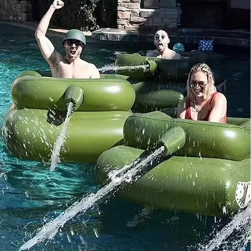 Skanto | Ultimate Water Battle Oppblåsbar Flyte med Integrert Vannpistol