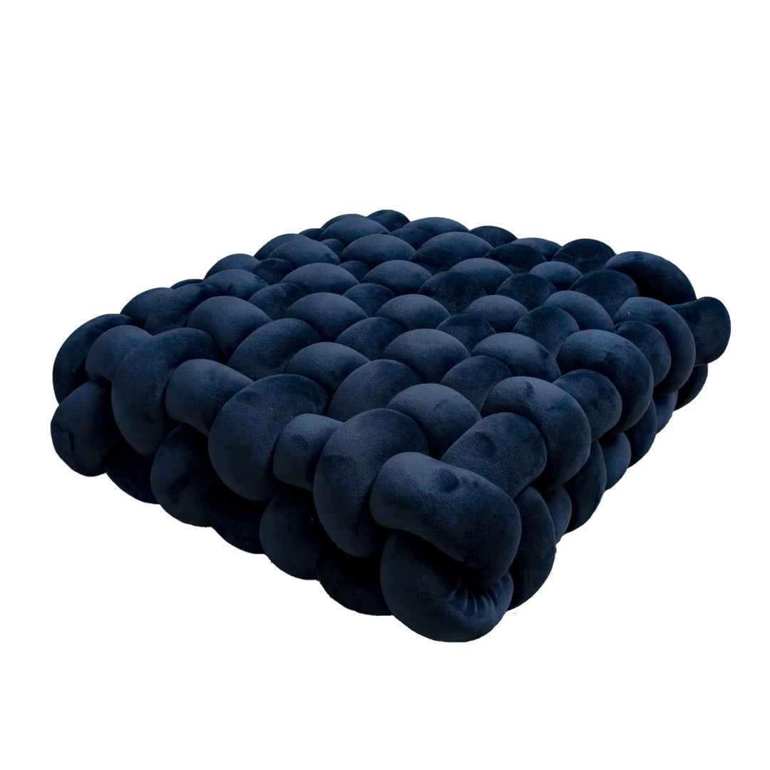 Chunky Woven Knot Cushion | Skanto