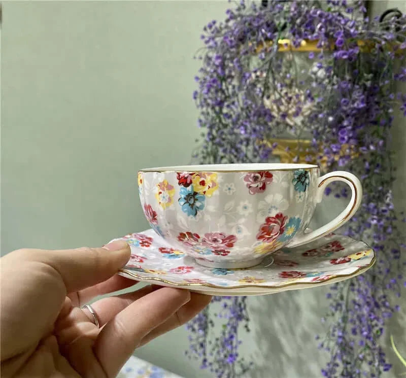 Skanto | Elegant Bone China Porcelain Coffee Cup - Luksuriøs og Unik Design
