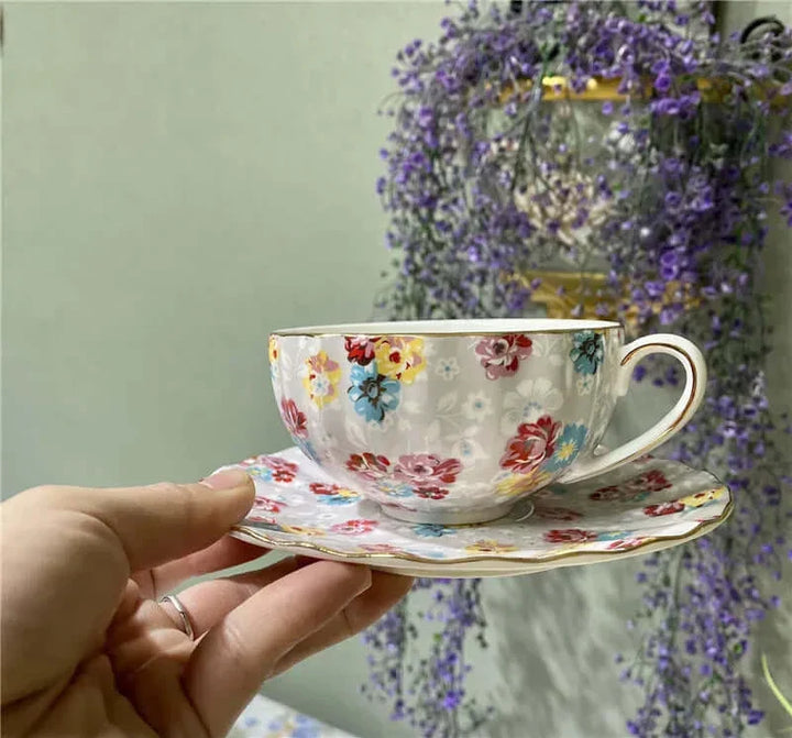 Skanto | Elegant Bone China Porcelain Coffee Cup - Luksuriøs og Unik Design