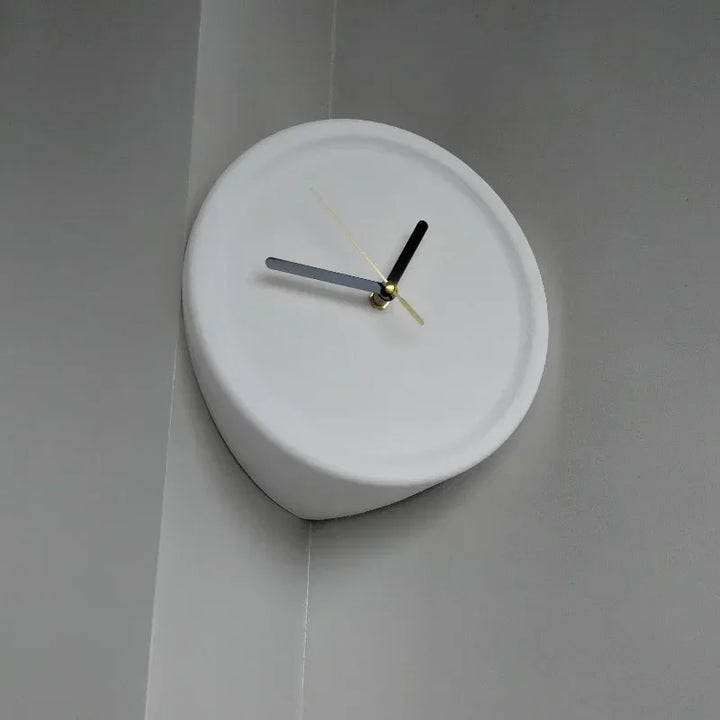 SilentCorner Klokke - Stilig Stille Veggklokke uten Boring Skanto