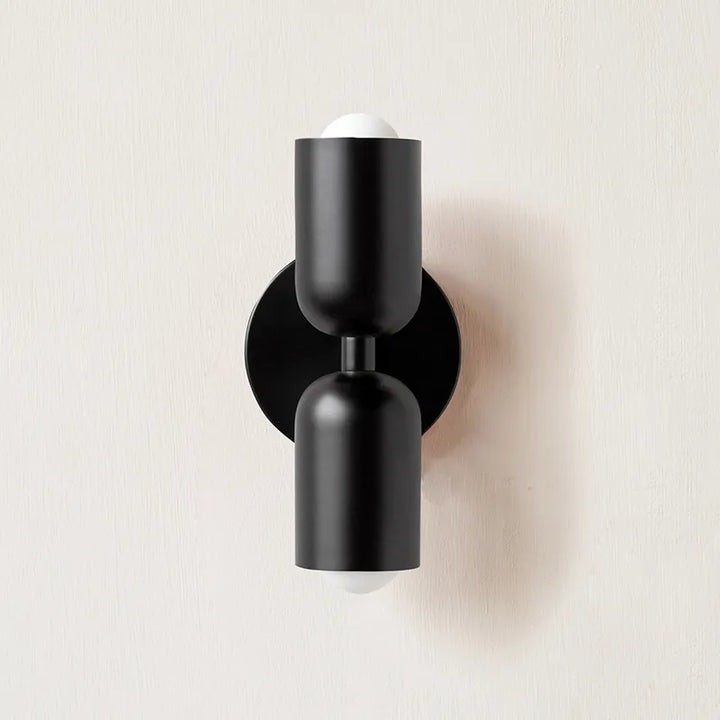 Skanto | Dobbel Hode Vegglampe Svart Base