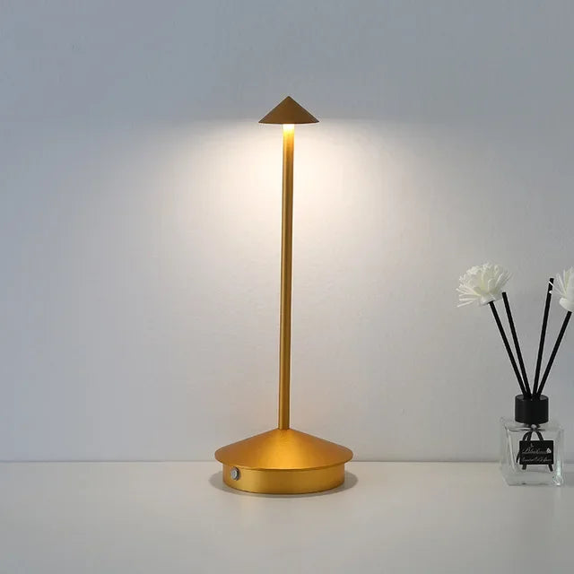 Skanto | Raderbar Bordlampe Kreativ Spisestue Berøring Led Hotell Bar Kaffe Pina Pro Bordlampe Dekorativ Skrivebordslampe