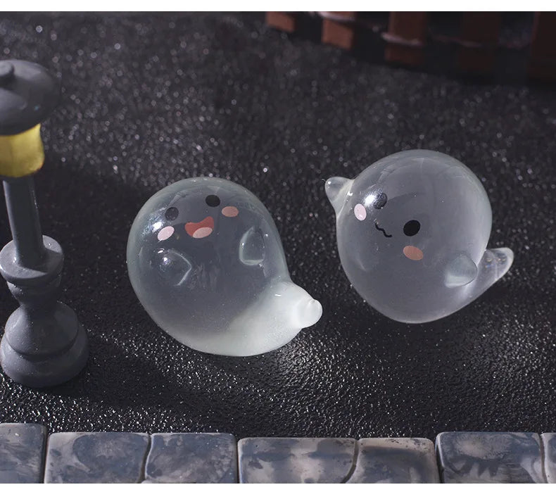 Skanto | Luminous Ghost Halloween Figurer