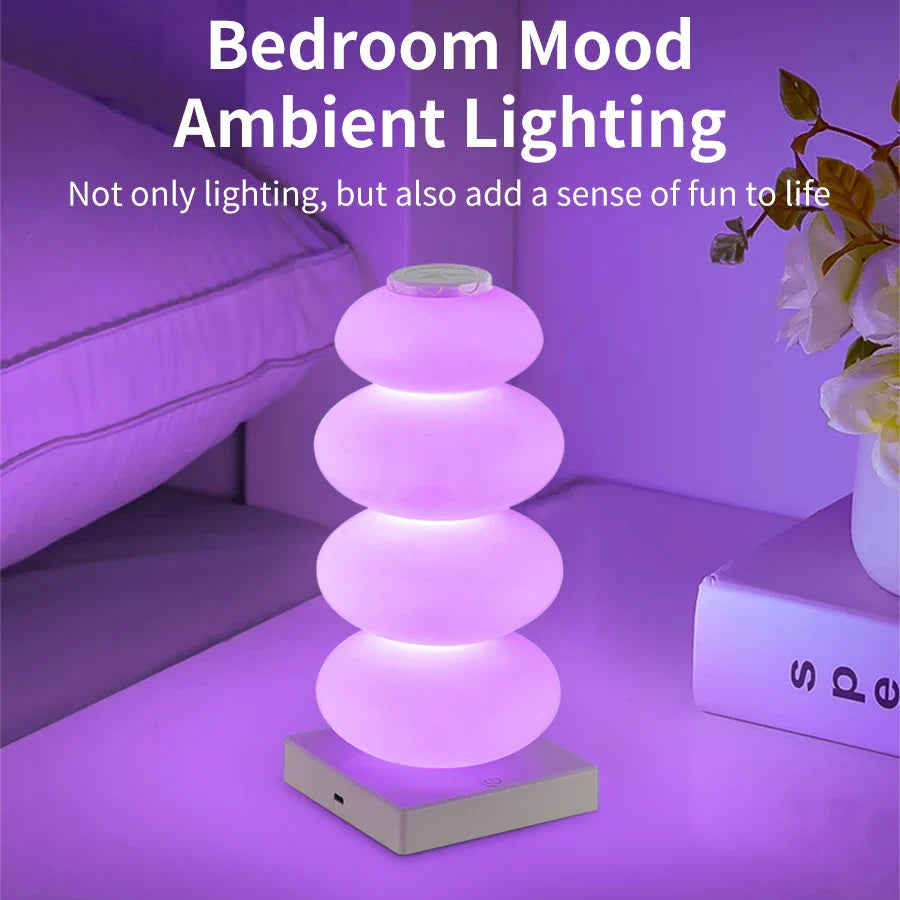 Skanto | AuraGlow LED bordlampe | 16 RGB-farger og varm hvit | Berøringsdimming | USB-drift | 3W