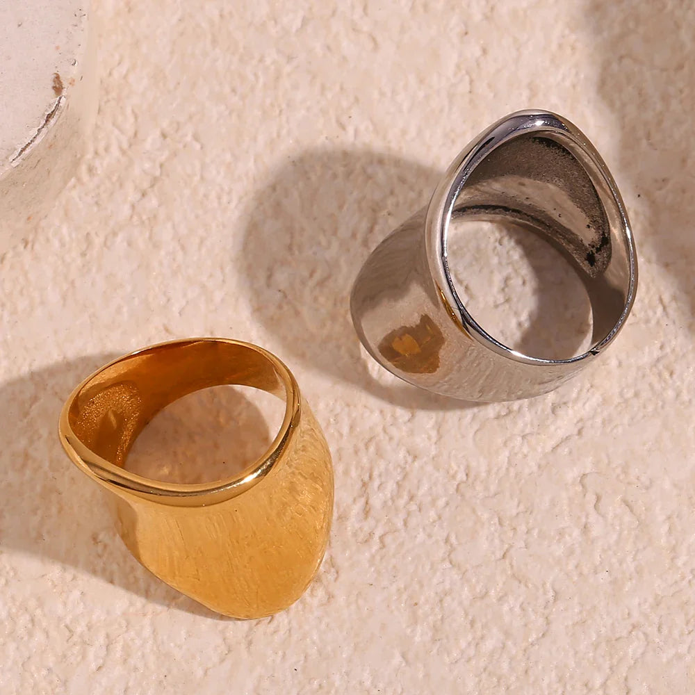 Skanto | 18k Bred Bølger Klassisk Ring