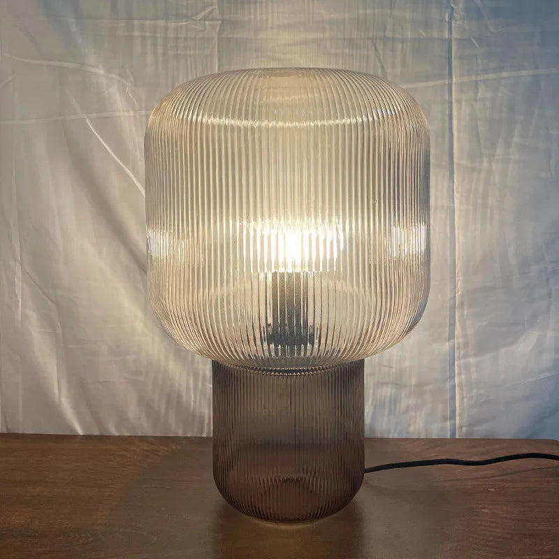 Skanto | Stilren lampe med en edel finish