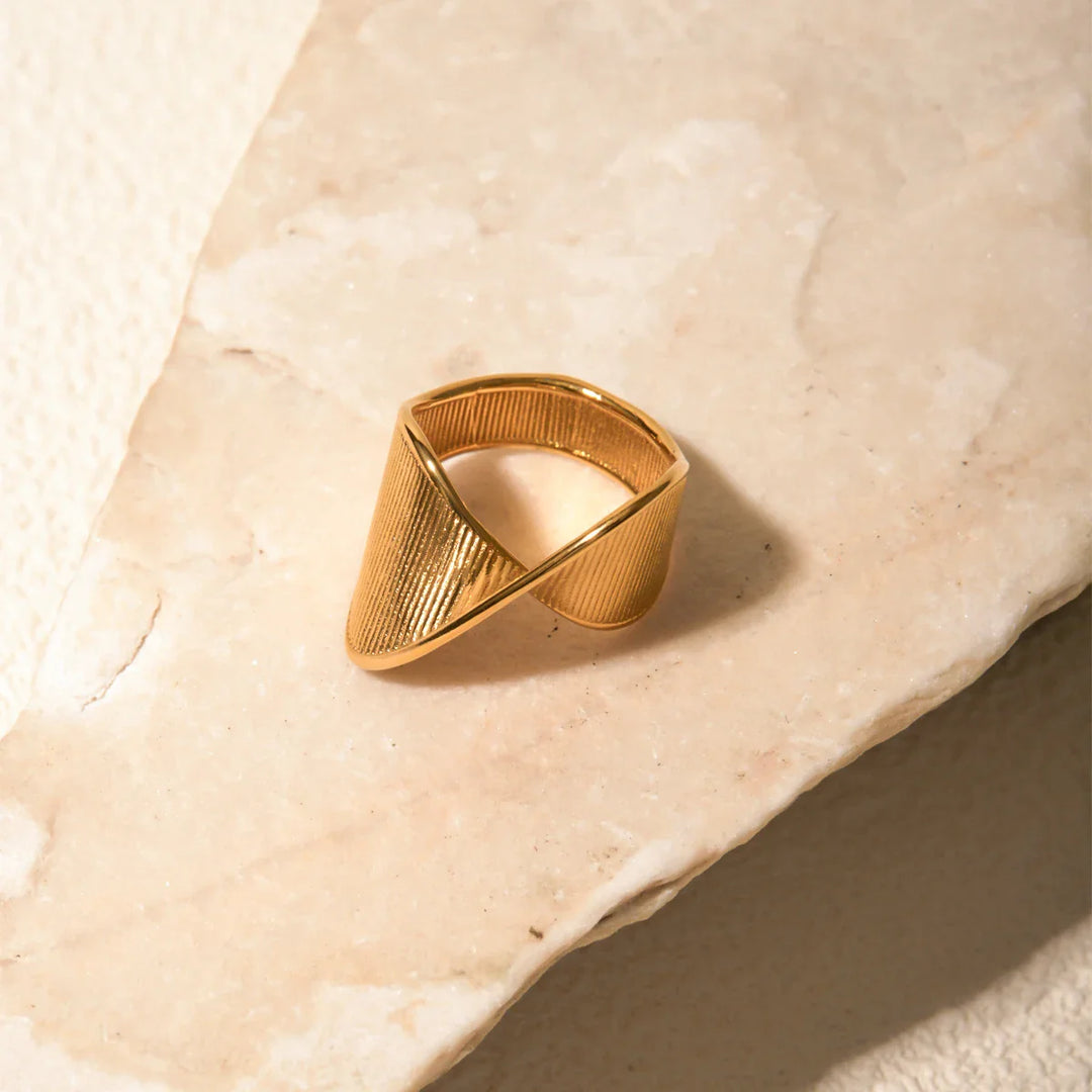 Skanto | Spiral Twist Teksturert Ring