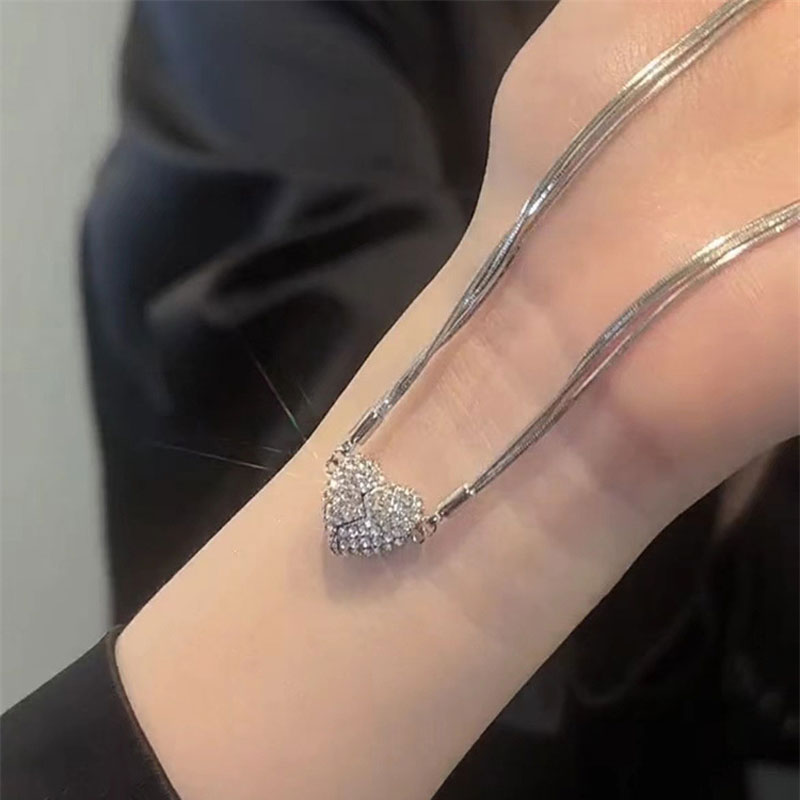 Skanto | Ice Love Magnetisk Zirkon Hjerte Smykke