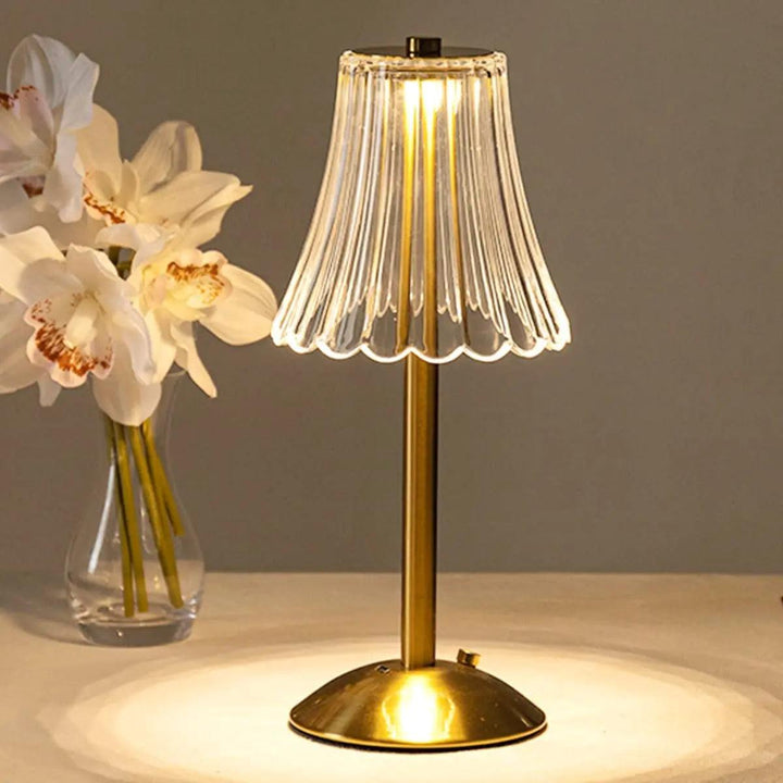 Skanto | CrystalLuxe - Vintage Bordlampe med Elegant Glans