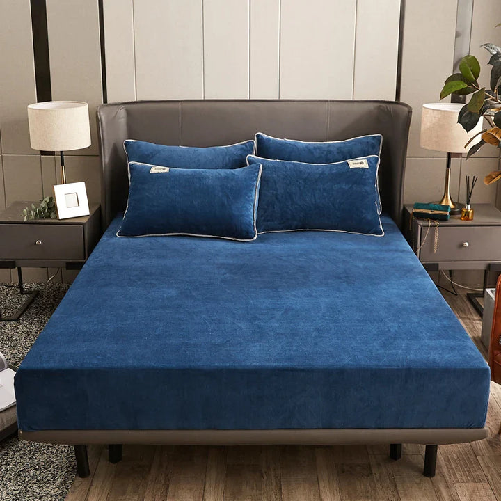 Skanto | Fitted Sheet Velura | Stretch Velvet | Myk & Varm | Madrassbeskytter for Vinter