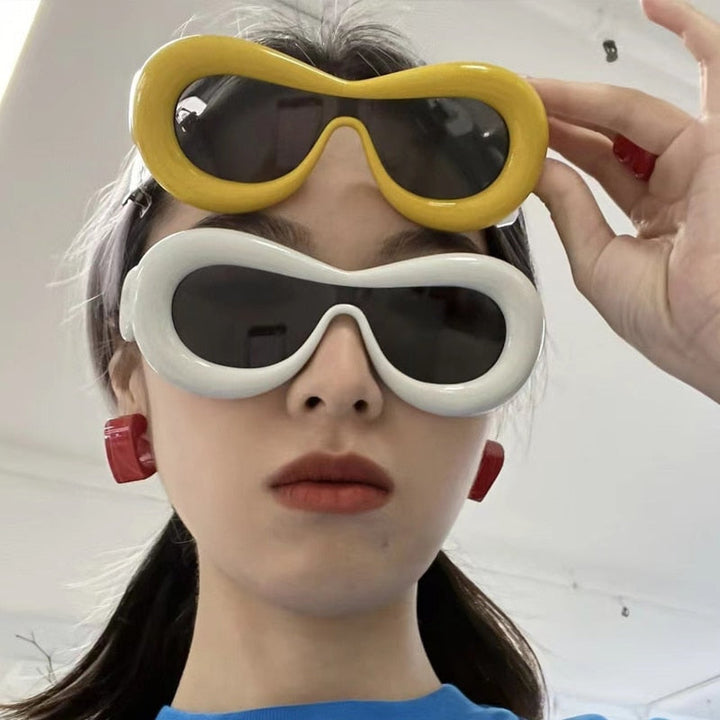 Esha Sunglasses | With futuristic fashion design | Skanto