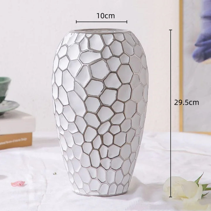 Skanto | Elegant keramikkvase med gullakcent