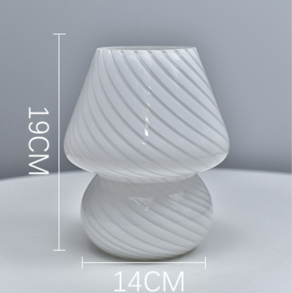 Skanto | LED Skrivebordslampe i Soppshape laget av Glass