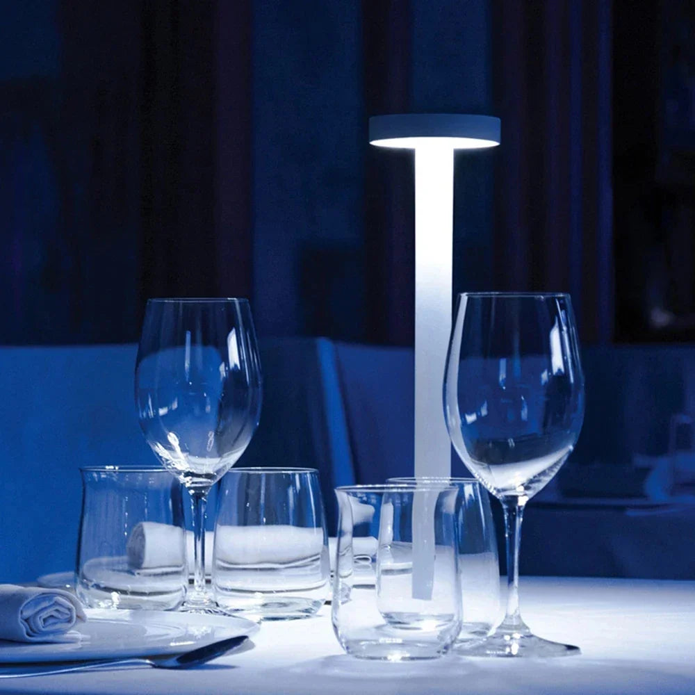 LumiRest – Luksus Trådlampe med LED for Utendørs Skanto