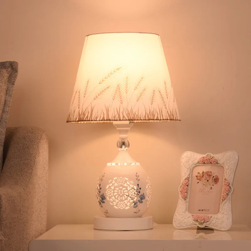 Skanto | Stylisk Lampe med Delikat Krystallglans