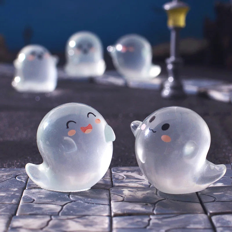 Skanto | Luminous Ghost Halloween Figurer