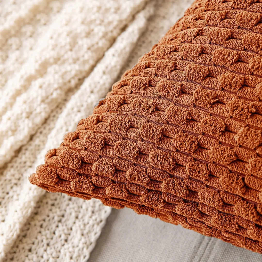 Skanto | Boho Ribbet Fløyelsputeomslag – Stilige Stripete Dekorative Putekasse for Sofa eller Seng