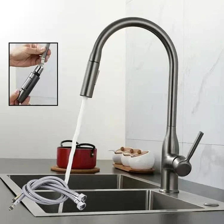 Küchenarmatur aus Edelstahl mit ausziehbarer Brause