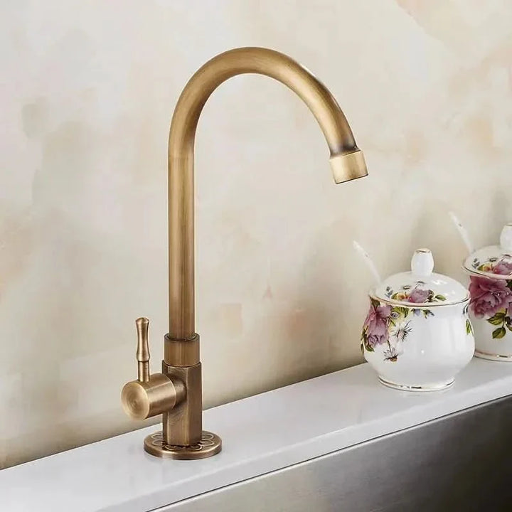 Antiker Messing-Schwanenhals-Wasserhahn für die Küche
