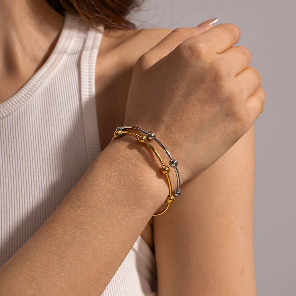 Skanto | Elegant Separert Kule Armring