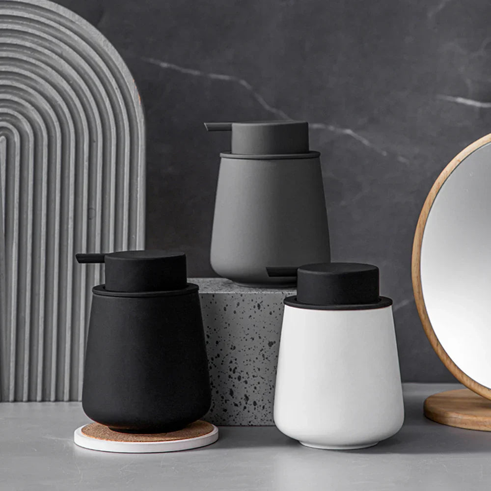 CeramiLux 300 ml Luksus Såpedispenser laget av Keramikk – for Såpe, Sjampo, Balsam eller Lotion Skanto
