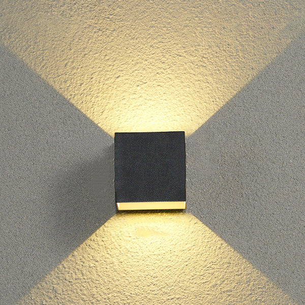 Minimalistisk, firkantet LED-vegglampe i aluminium for utendørs bruk – vanntett og kubeformet