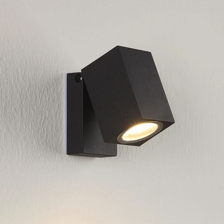 Skanto | Utendørs LED Vegglampe med Justerbar Vinkel