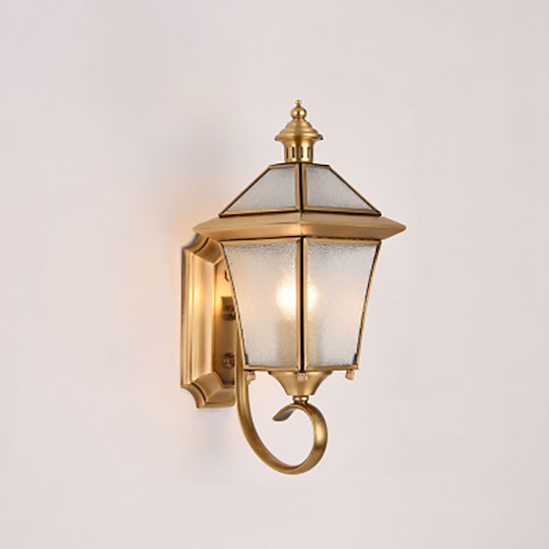 Europeisk, moderne luksuriøs utendørs vegglampe, firkantet, vanntett, laget av messing og glass, med én lyskilde