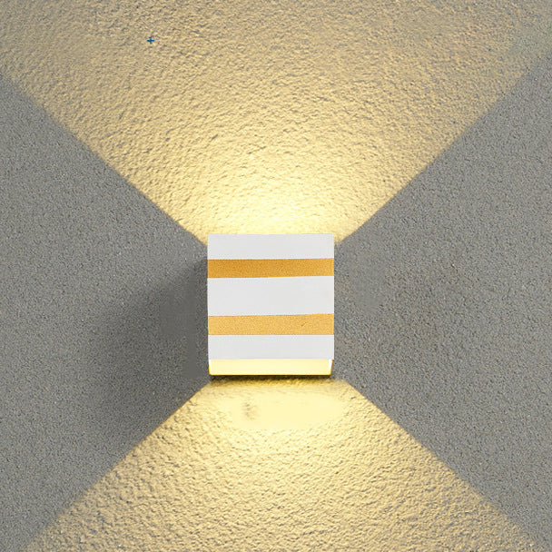Utendørs minimalistisk firkantet kube aluminiums vanntett LED vegglampe | Skanto