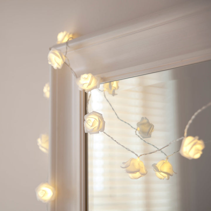 Skanto | 30 LED Rose Fe Fairy Lights varm hvit