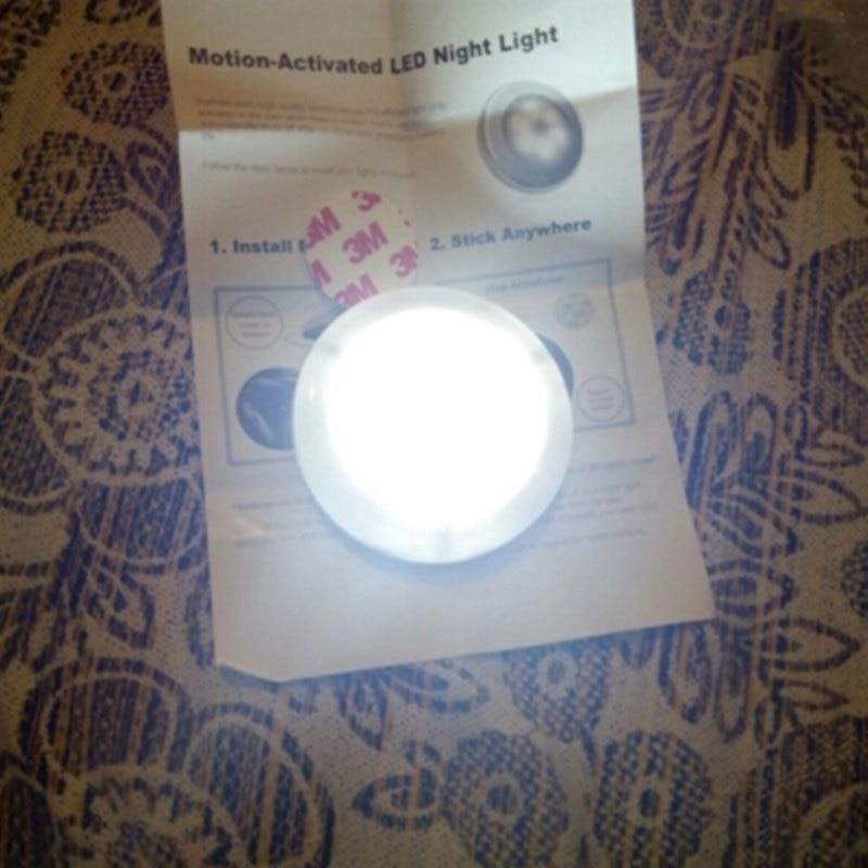 Skanto | IcoolGadgets Infrarød PIR Bevegelsessensor 6 Led Nattlys Trådløs Detektorlampa Vegglampe Lys Automatisk På/Av Klesskap Batteridrevet