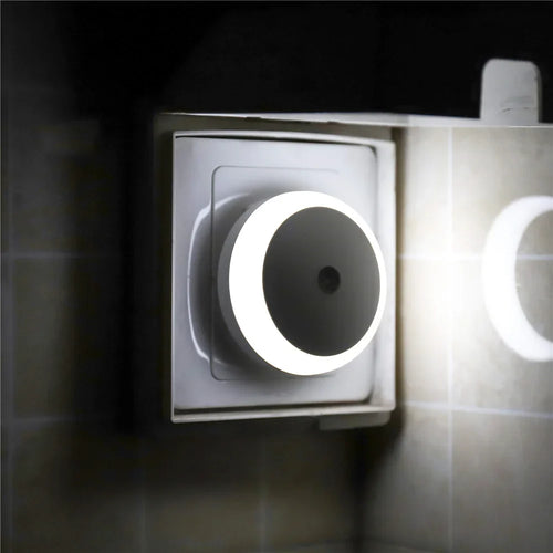 Skanto | NOXORA LED nattlys | Twilight sensor & automatisk dimming | Plug-in lys | Varm hvit