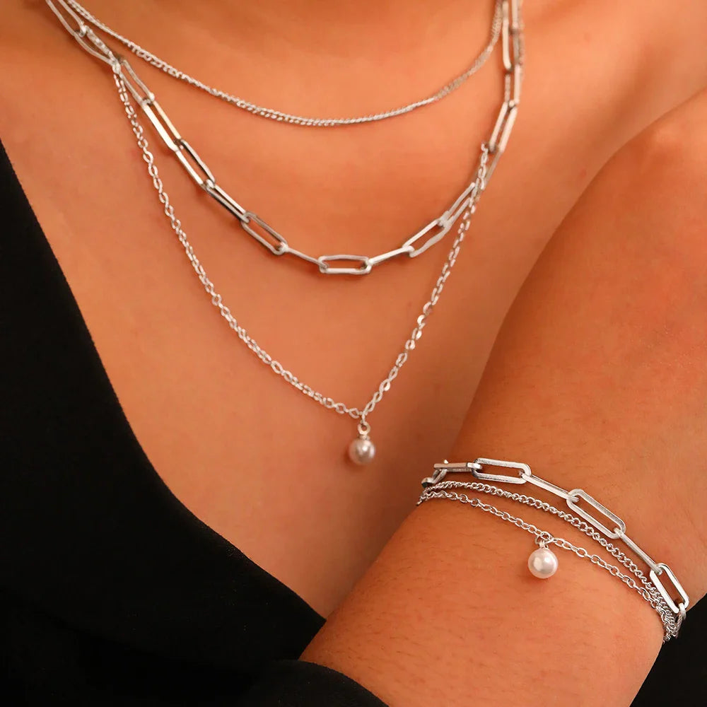 Skanto | Paperclip & Curb Chain Delikat Perle Armbånd og Halskjede Stabelsett