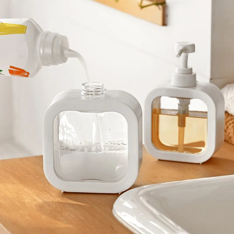 SkandiPure Såpedispenser – Minimalistisk Nordisk Design for Moderne Roma