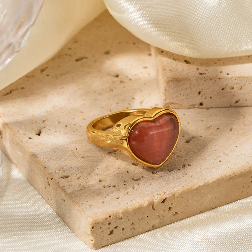 Skanto | Elegant Rosa Hjerte Stein Ring