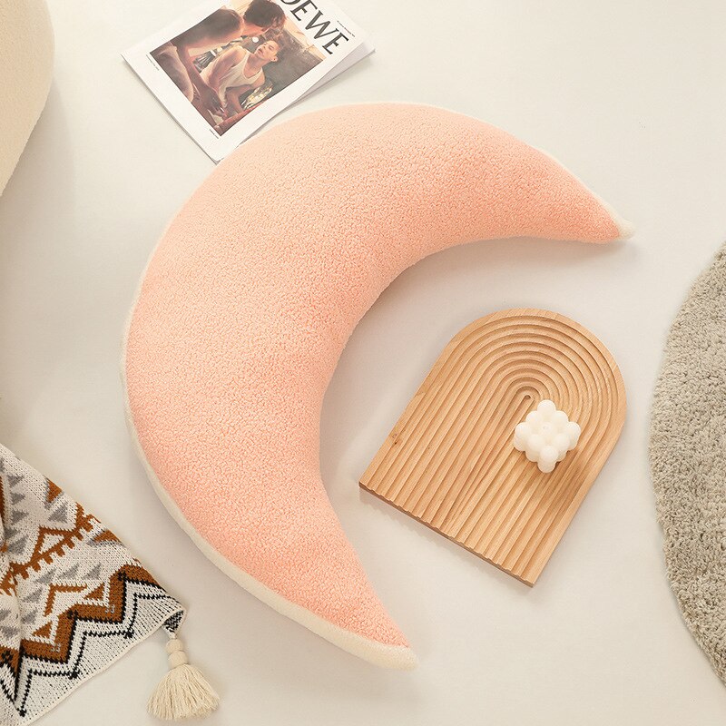Moon Cushion | Skanto