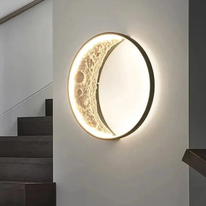 Crescent Moon Vegglampe Skanto