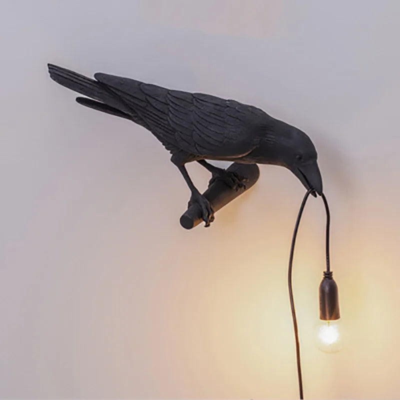 Skanto | Moderne Lucky Bird Bordlampe – Kreativ Resin Dyre Design for Soverom og Stue