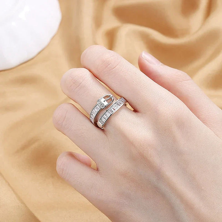 Skanto | Diamond Belt Ring