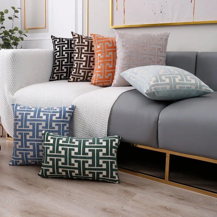 Skanto | Brodert pute uten fyll til sofa og stue