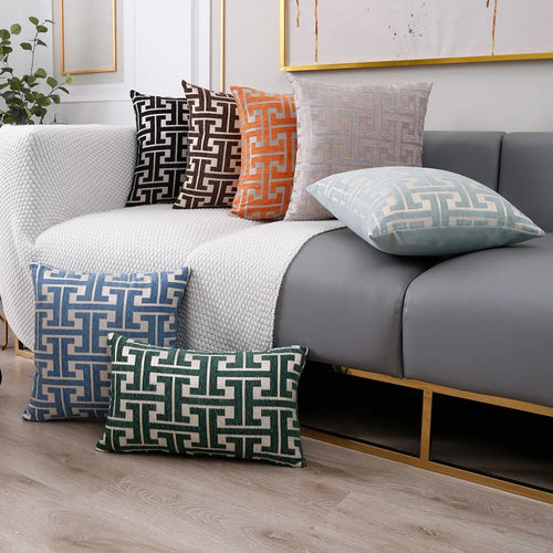 Skanto | Brodert pute uten fyll til sofa og stue