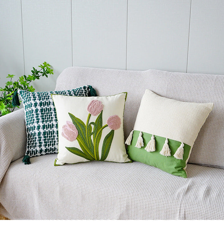 Brodert tulipanputeomslag | Skanto