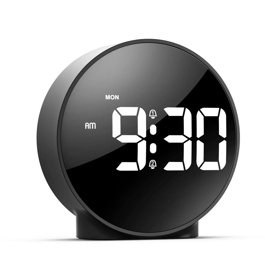 Kompakt LED Digital Bordklok – Moderne Design med USB-tilkobling | Skanto