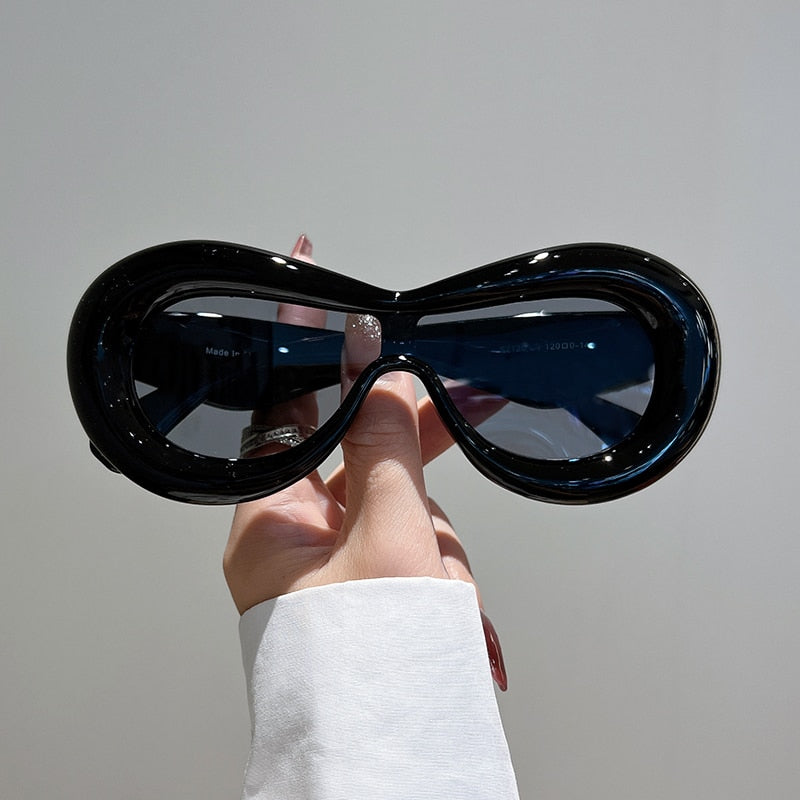 Esha Sunglasses | With futuristic fashion design | Skanto