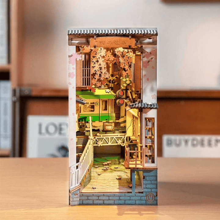 Sakura Densya - Diorama Regal Skanto