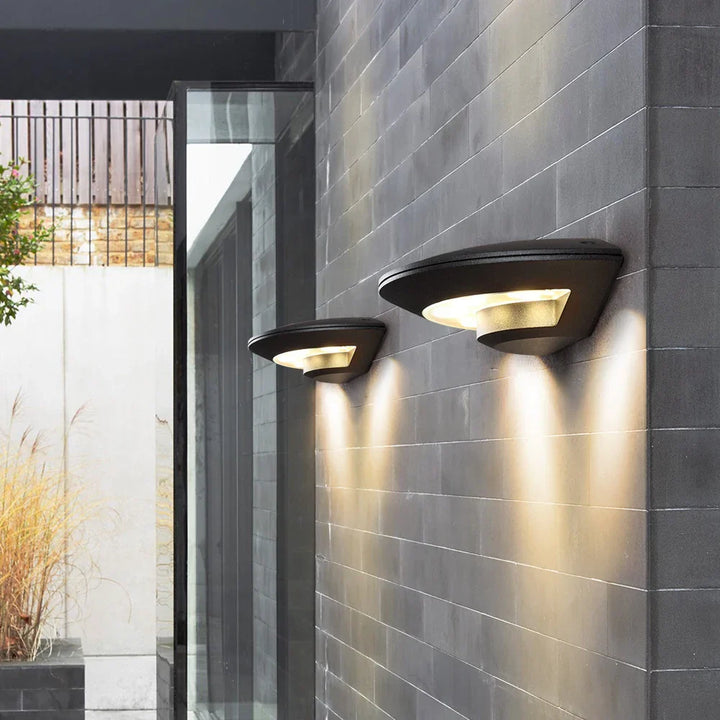 Moderne LED utendørs vegglampe for hage og terrasse – Værbestandig, energieffektiv og dekorativ | Skanto